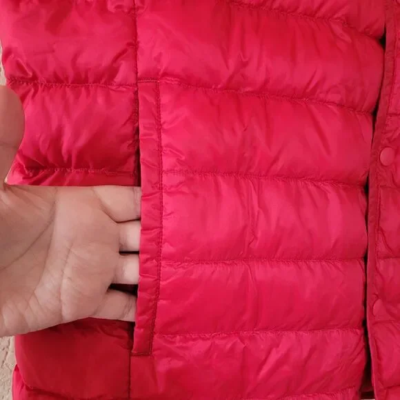 Uniqlo Vest Women Medium Red Down Puffer Coat Quilted Lightweight Insulated - Picture 5 of 6